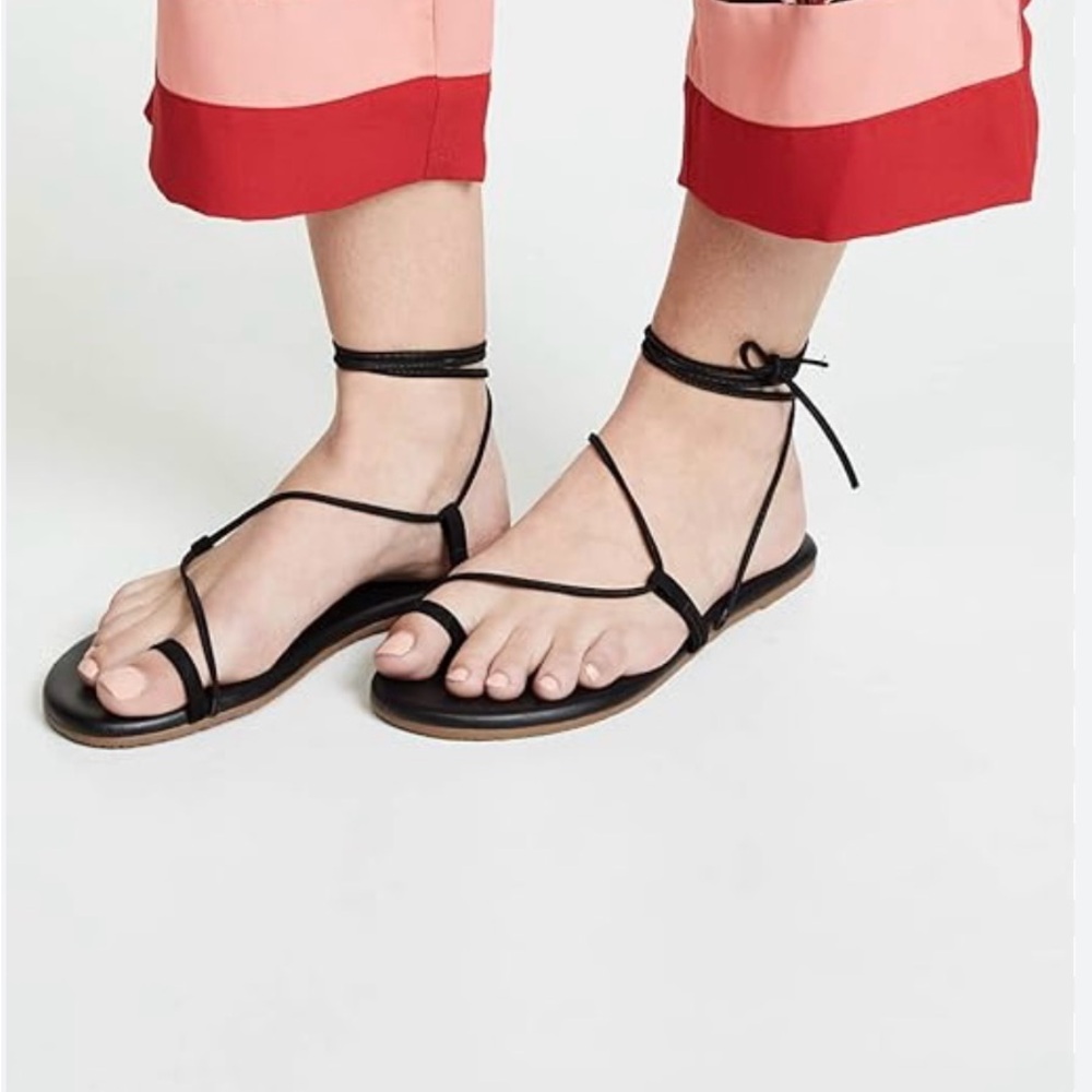 TKEES Jo Sandals - Size 6